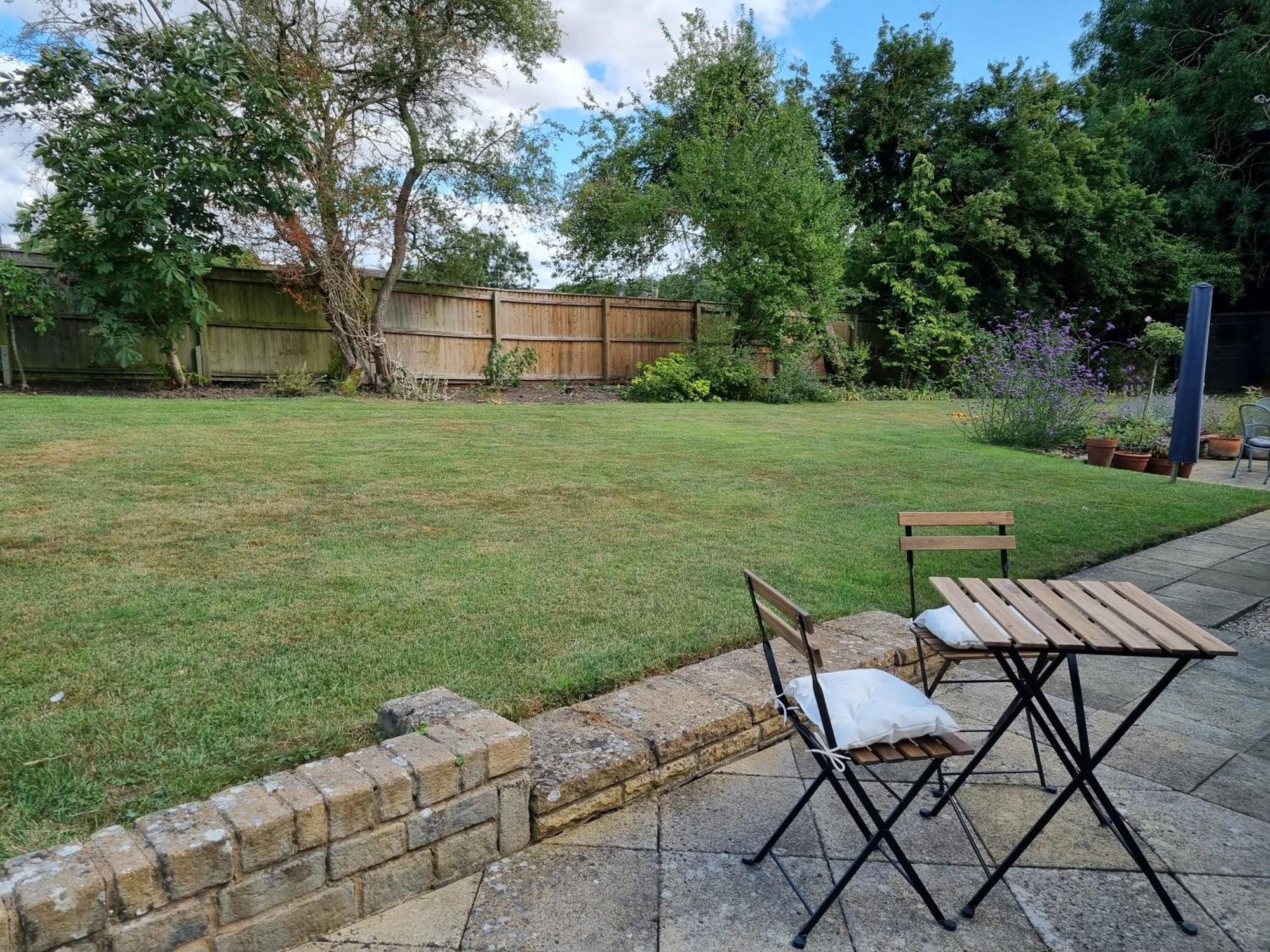 A Quiet Gem Just Outside Oundle Exterior foto